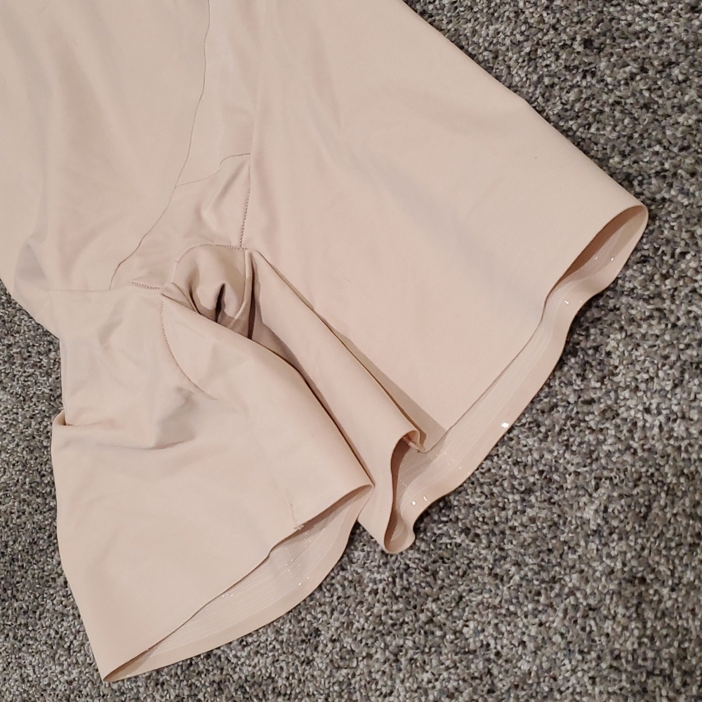 Sold TC Fine Intimates Tummy Tux High Waist Thigh Slimmer sz L - Picture 9 of 10